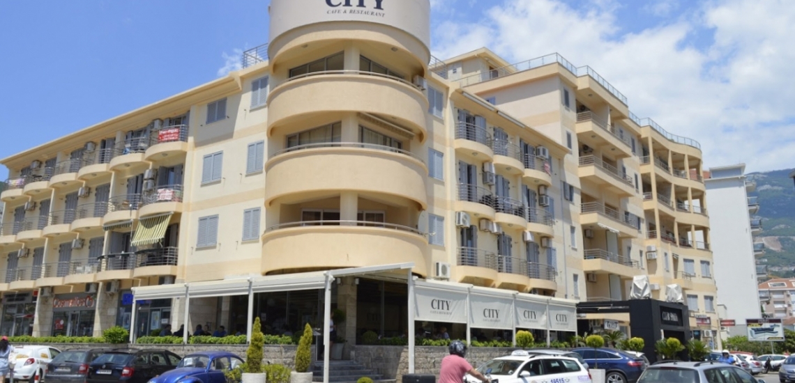 CITY cafe &amp; restaurant in Budva