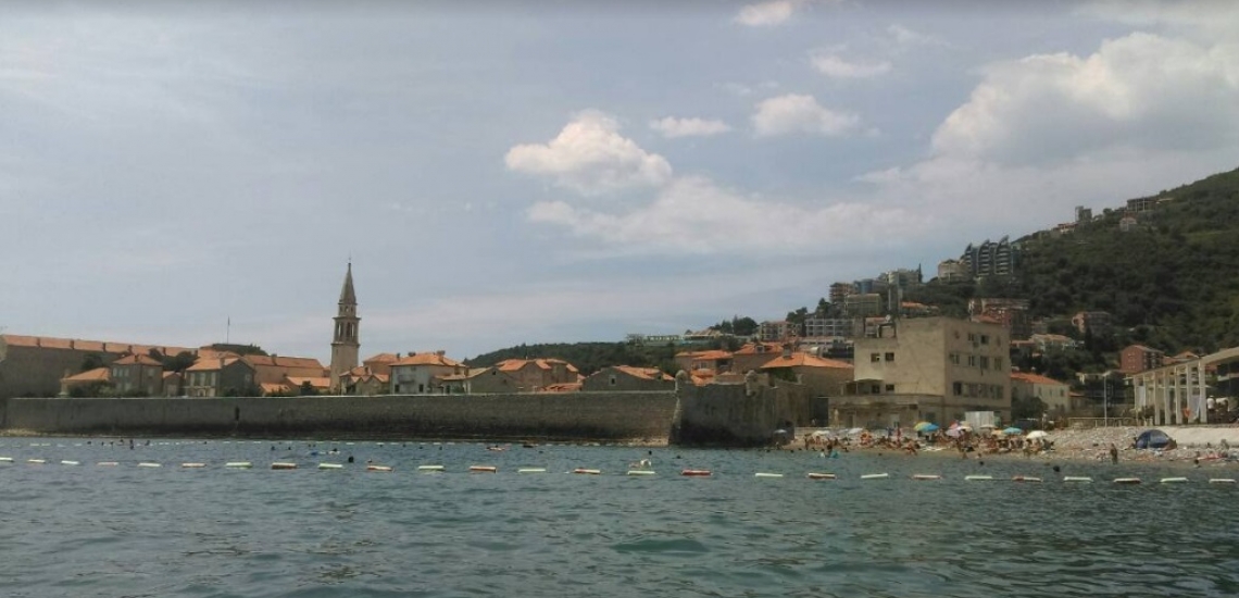Plaža Pizana, пляж Пизана в Будве