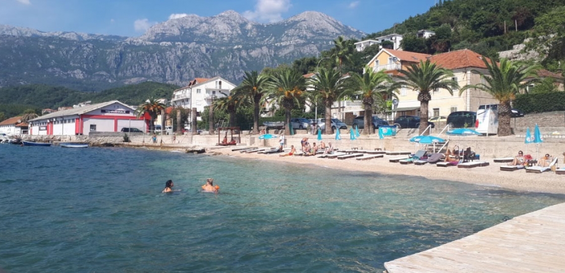 Plaža Zelenika (Zmijice), пляж Zelenika (Zmijice) в Херцег-Нови