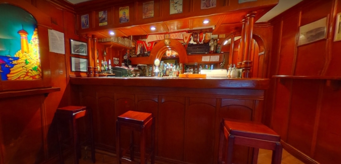 The Prince English Pub, бар The Prince English Pub в Будве