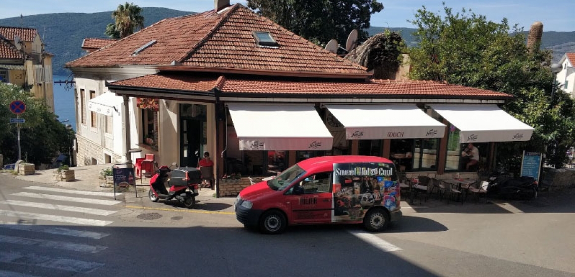 Touch Club Pizzeria, пиццерия Touch в Херцег-Нови