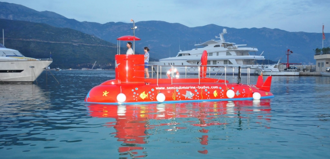 SemiSubmarine Budva